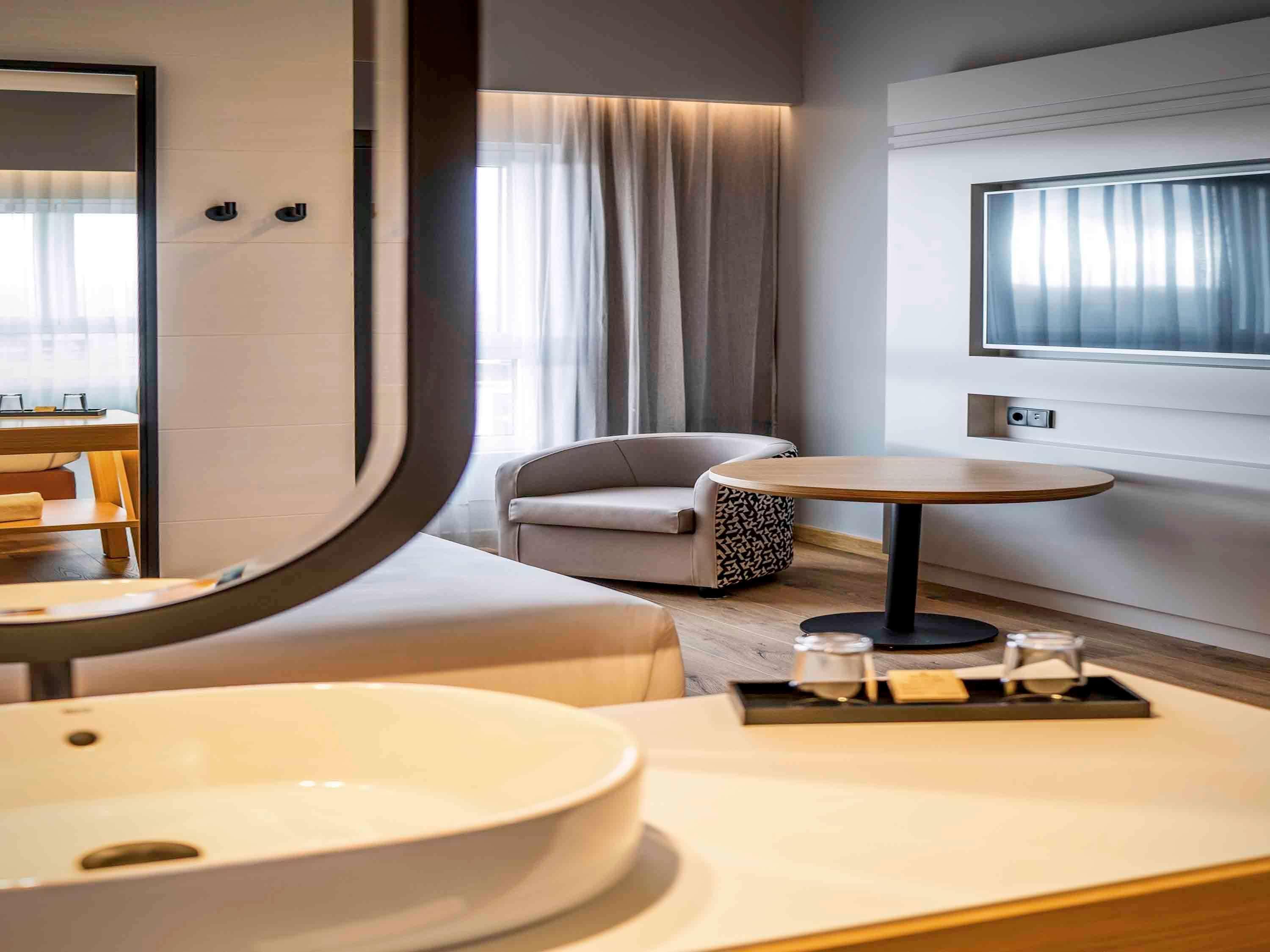Mercure Lugo Centro المظهر الخارجي الصورة